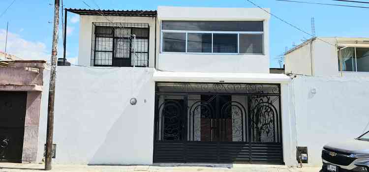 casa en venta calle jose ma carrillo los fresnos queretaro queretaro pabLK5g