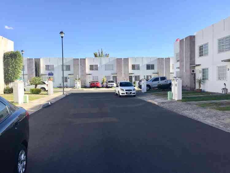 casa en venta_en renta cerrada viura fraccionamiento vinedos queretaro queretaro pYs1oB5